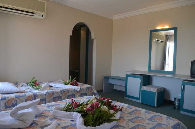 Alder Hotel Ayvalik Exterior photo