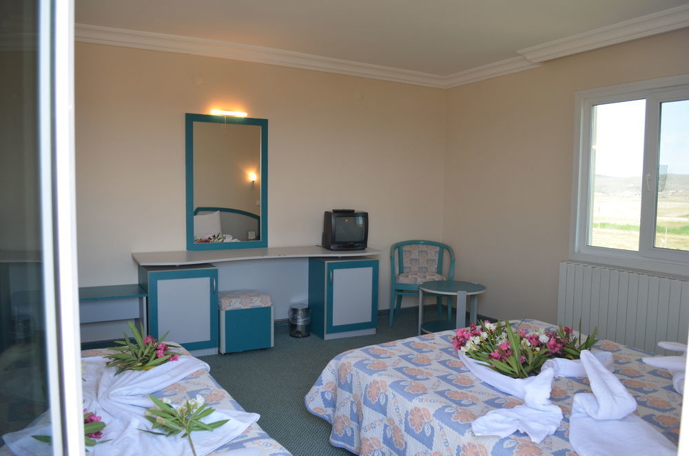 Alder Hotel Ayvalik Exterior photo